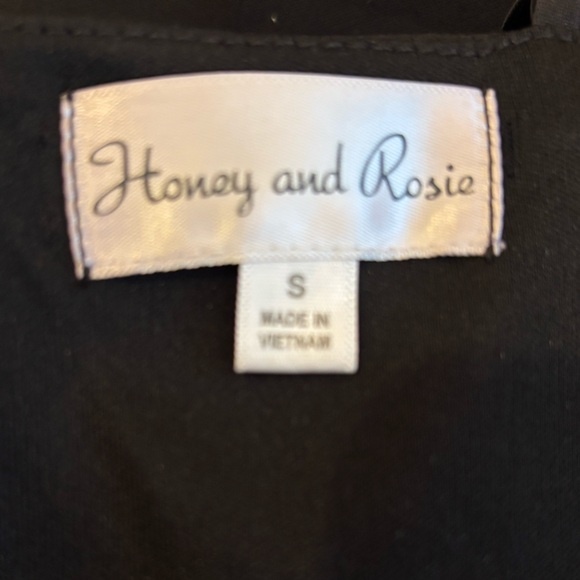 Honey and Rosie Black Sleeveless Jumpsuit - Picture 4 of 4